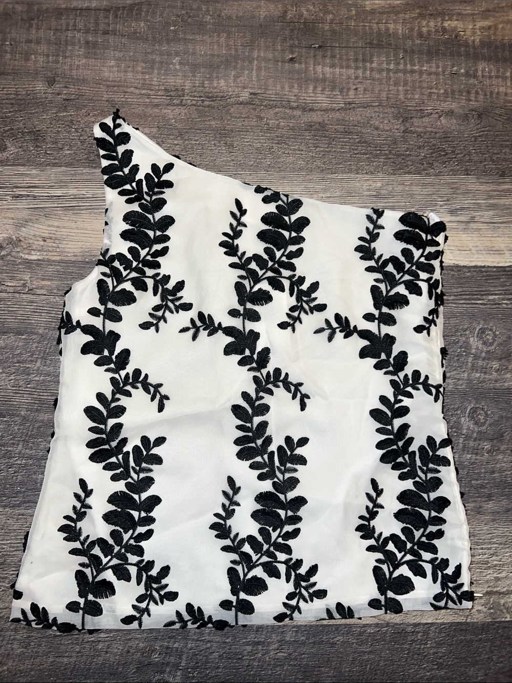 Mare Mare One Shoulder Floral Embroidered Top Black White NWT Small
